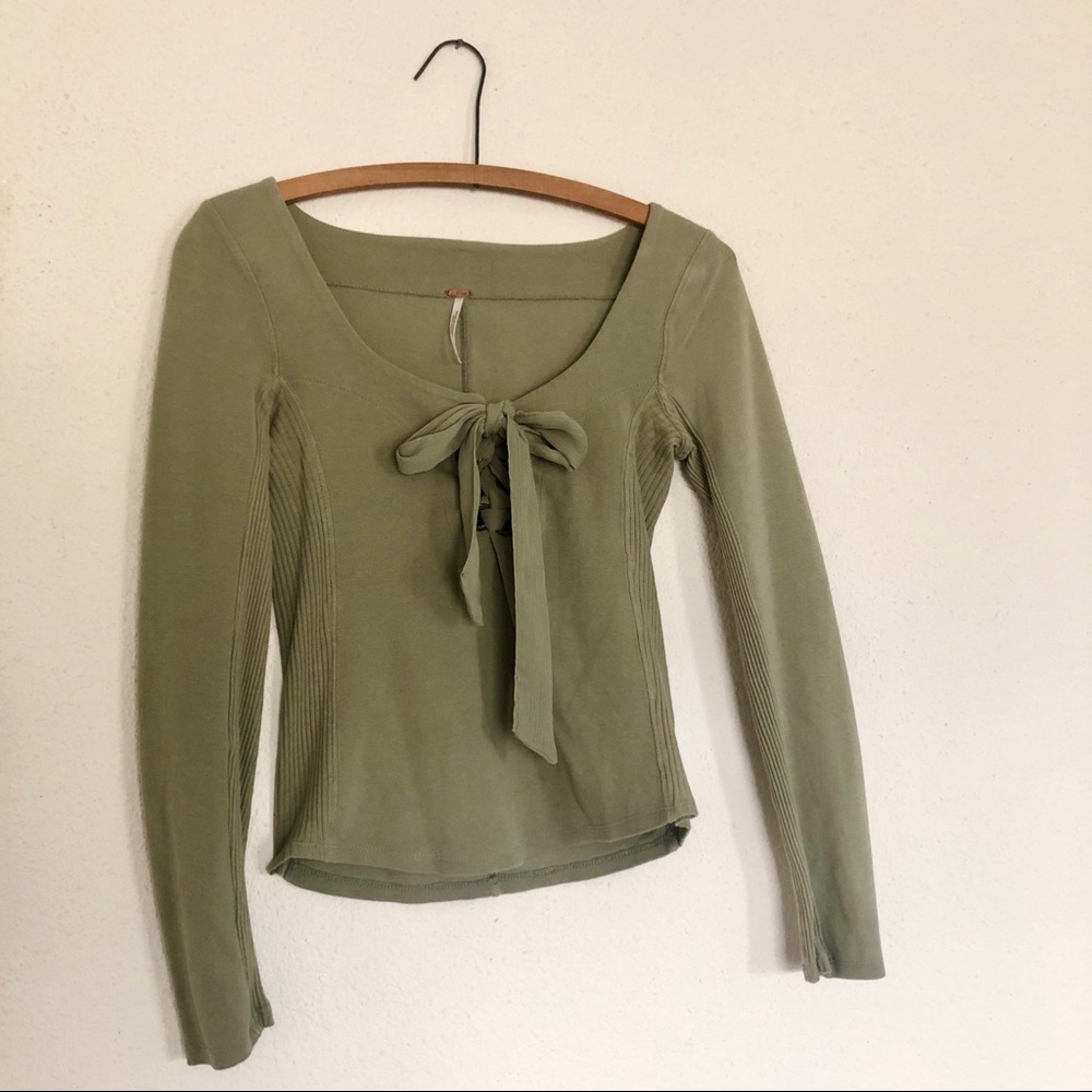 🌻Women’s Free People Long Sleeve Top